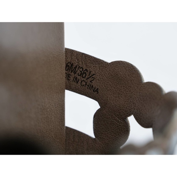 Vince Camuto Sandals Womens 6 Slides Brown Leather Cutout Studded Slip On Flat - Picture 10 of 11